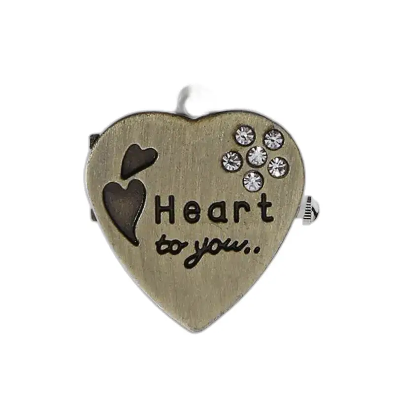 Collana con orologio a cuore per celebrare il tuo amore