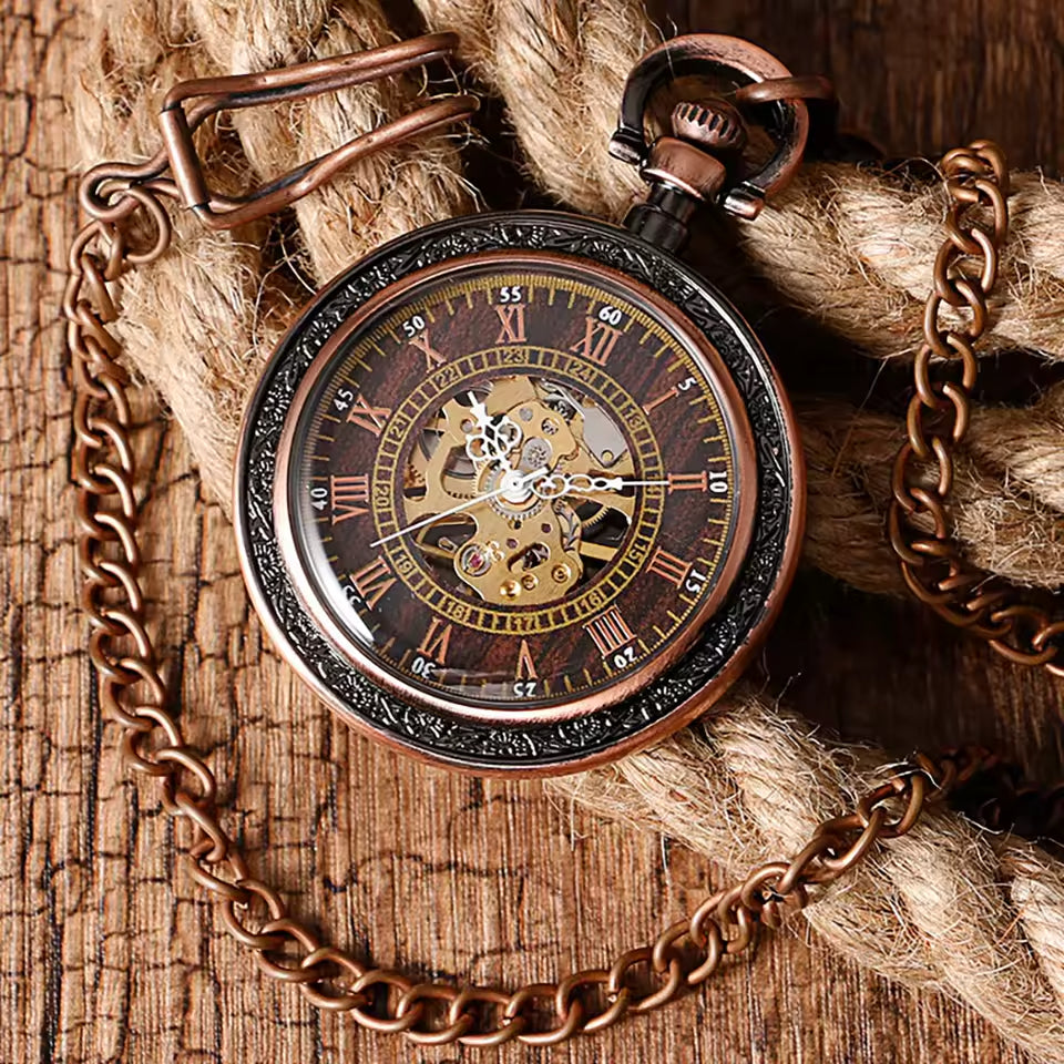 Orologio da tasca meccanico di lusso in rame dal design unico e cuore scheletrato