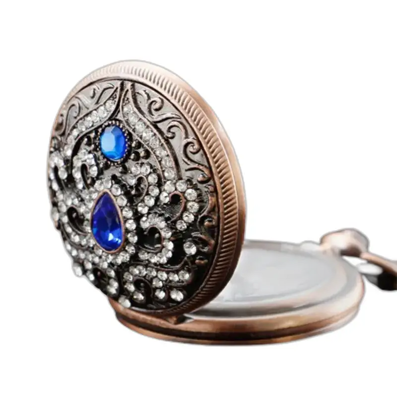 Orologio collana al quarzo ornato da preziose pietre blu e dal design raffinato