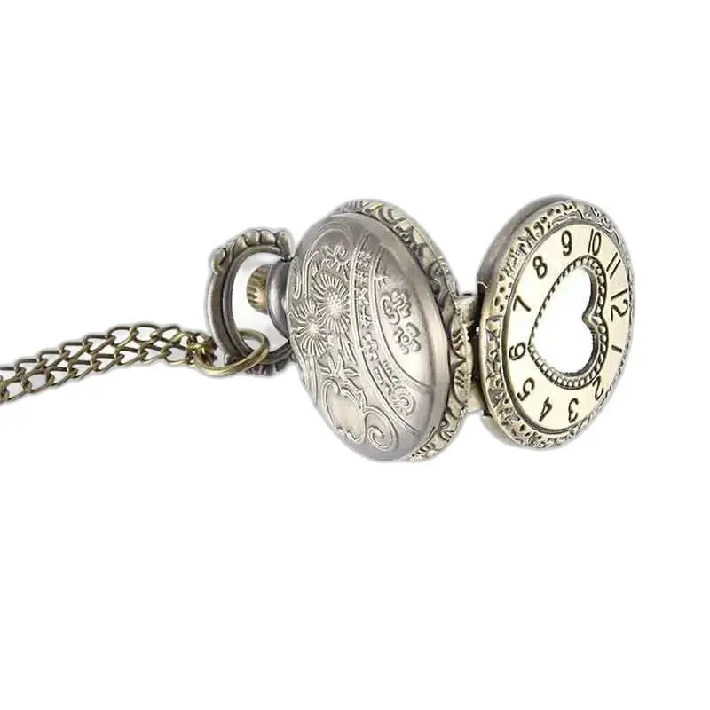Orologio antico da collana con cuore inciso, orologio pendente perfetto per uno stile elegante