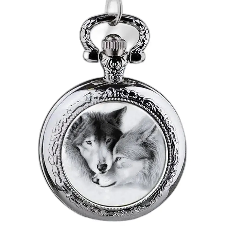 Orologio con collana di lupi con design a forma di lupo su un orologio in acciaio inossidabile argentato