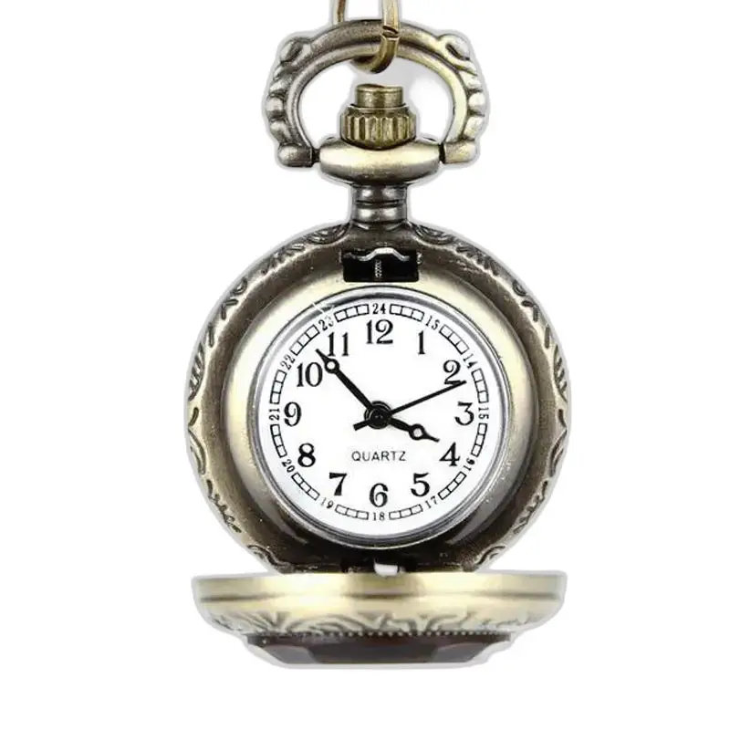 Orologio con collana vintage con pendente in bronzo dal design antico ed elegante