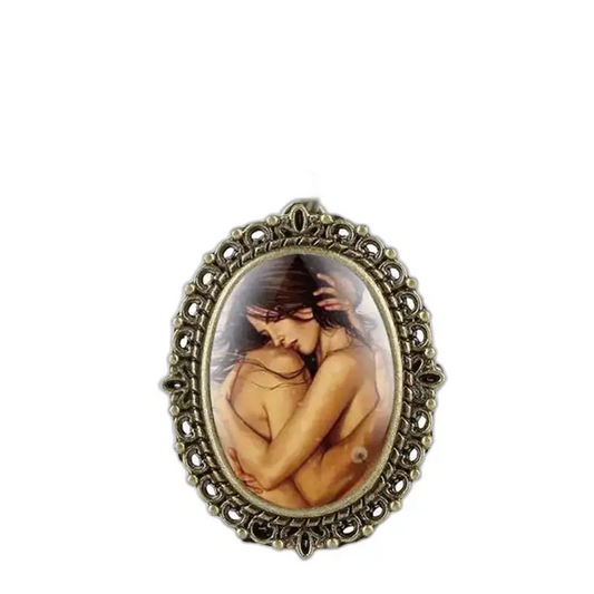 Arte erotica con cornice ovale su un orologio da collana romantico per uomo e donna