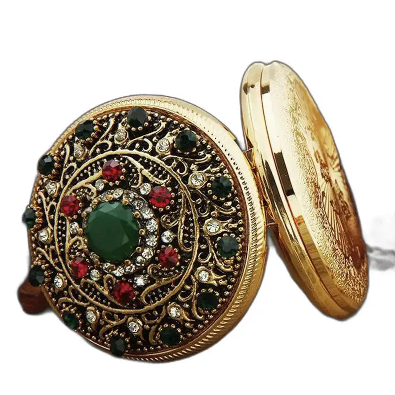 Orologio da tasca con collana in oro e pietre con eleganti gemme colorate