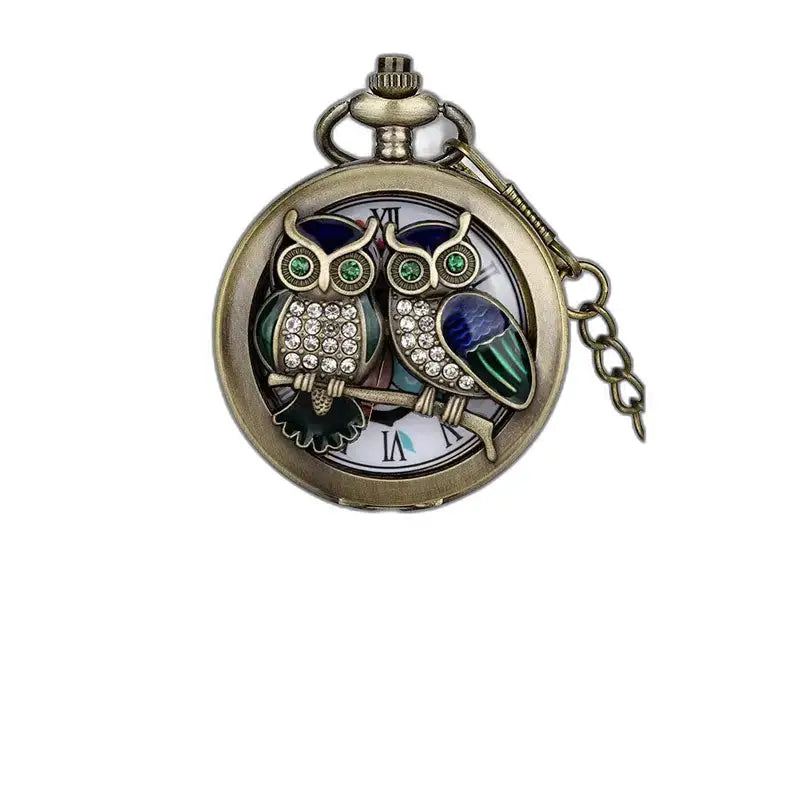 Classico orologio da tasca al quarzo a farfalla in bronzo con elegante motivo a forma di gufo