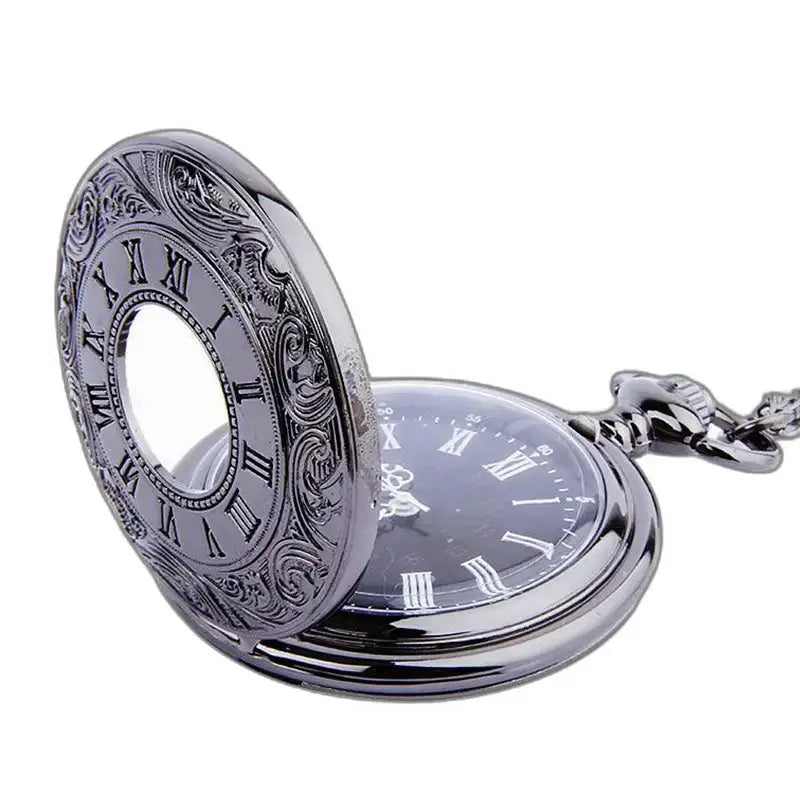 Orologio da tasca da uomo con numeri romani aperti in argento decorato