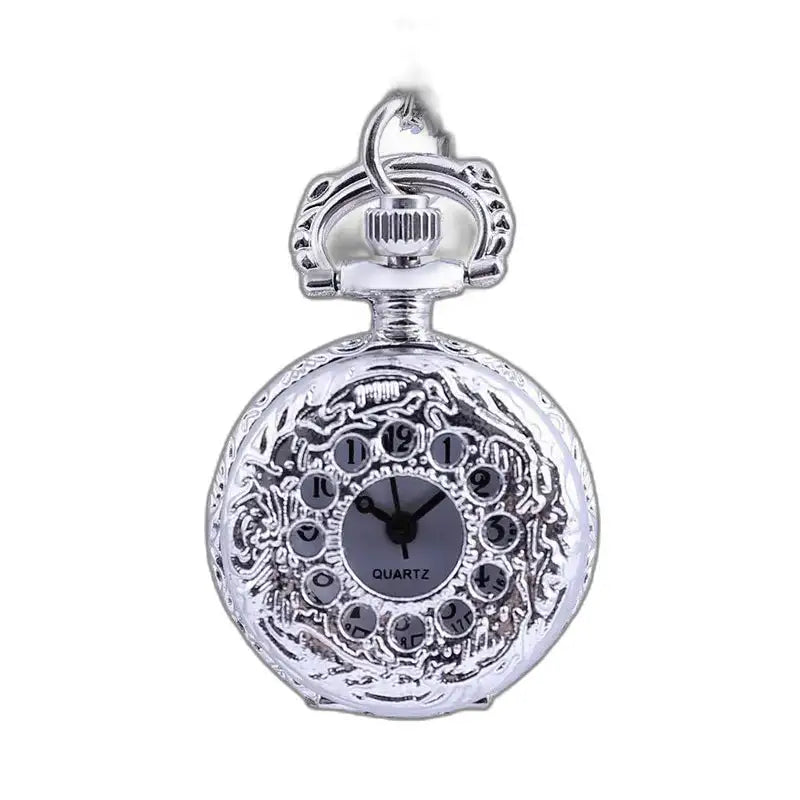 Elegante orologio da donna con ciondolo in argento con un elegante ciondolo in filigrana d'argento