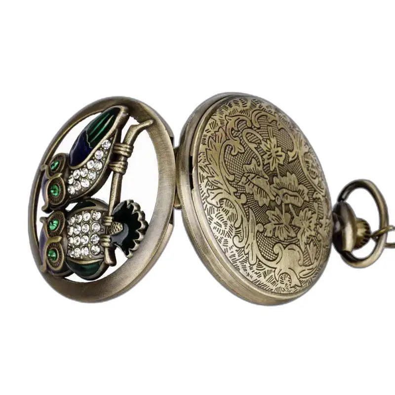Orologio da tasca classico al quarzo con diamanti Gufi in bronzo con un gufo antico